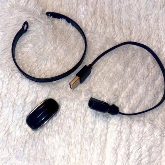 Bond Touch Bracelet INCLUDES EVERYTHING - Picture 1 of 5